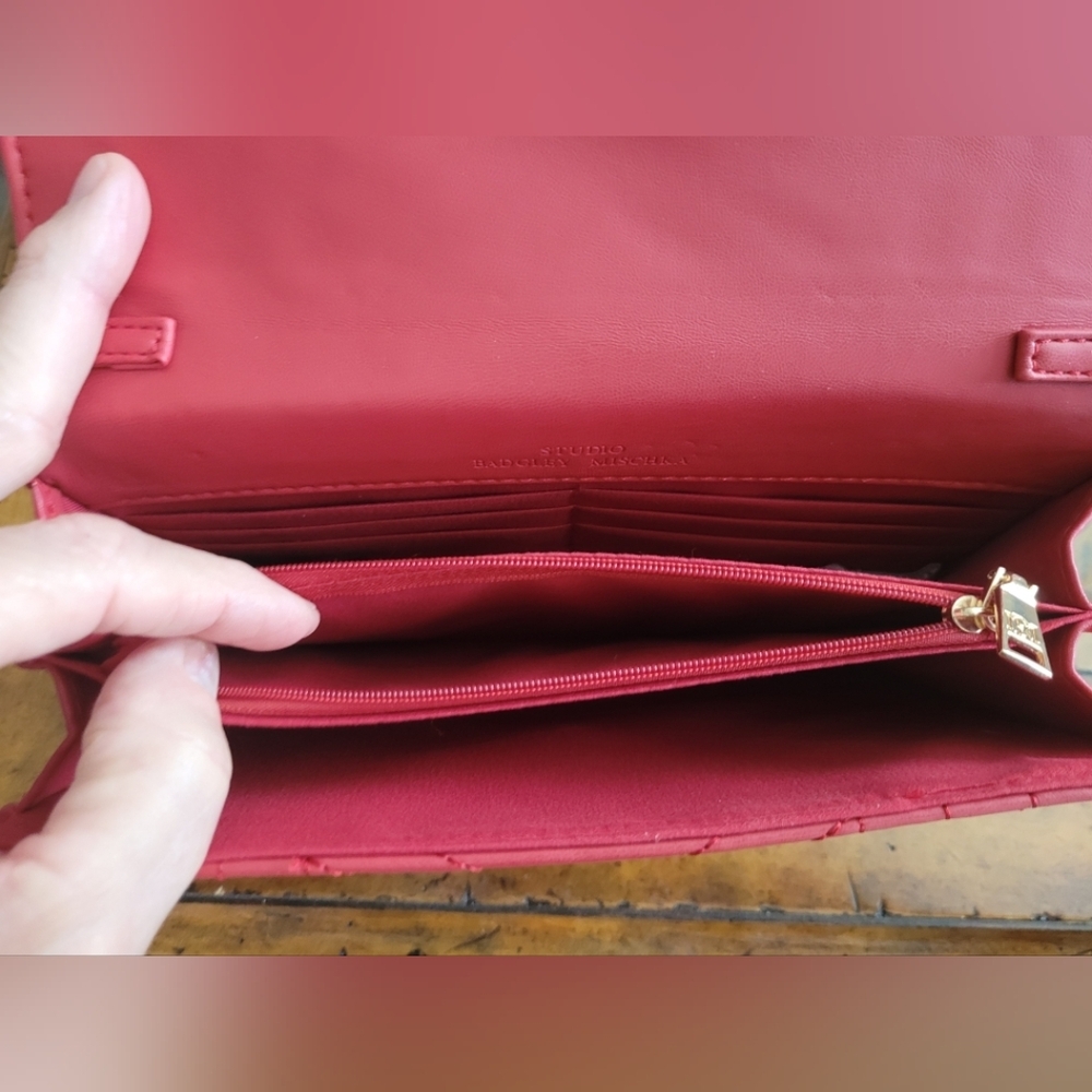 Badgley Mischka Red Quilted Women's Bag - Picture 8 of 10